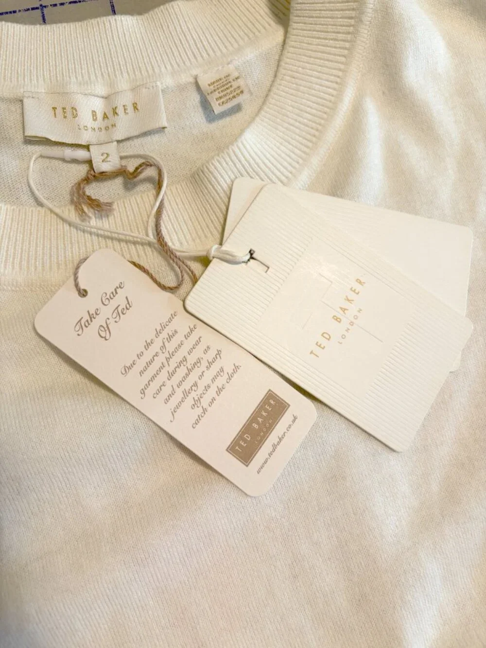 Ted Baker London Sea of Clouds Pleat Back Knit Sweater – Natural, Size 2